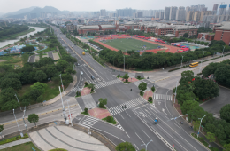 為什么不能實(shí)現(xiàn)全市統(tǒng)一路口的放行方式？
